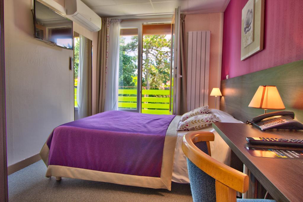 Logis Hotel Restaurant Le Chalet Du Mont Roland Sampans Luaran gambar